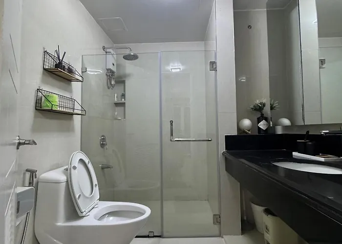 2br Type W View Sheridan Apartment